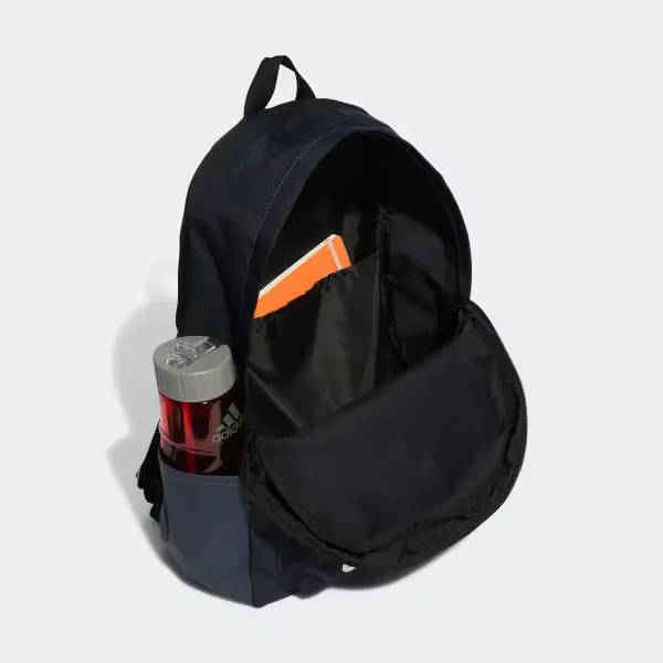 Adidas Classic Backpack – Estilo y Funcionalidad - Las mejores mochilas para la universidad